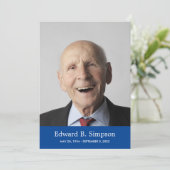 Klassische Blaue Feier des Lebens mit Foto Einladung (Stehend Vorderseite)