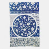 Klassische Blumendekoration Print Geschirrtuch (Vertikal)