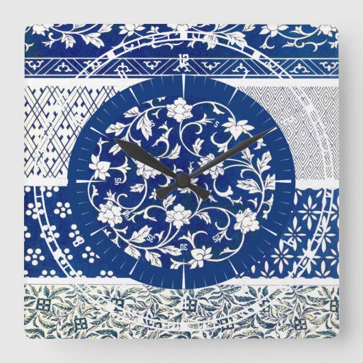 Klassische Blumendekoration Print Quadratische Wanduhr (Vorderseite)