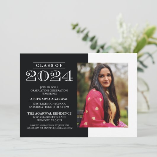 KLASSISCHE BOLD-KLASSE VON 2024 ABSCHLUSS EINLADUNG (Stehend Vorderseite)