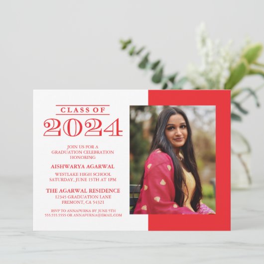 KLASSISCHE BOLD-KLASSE VON 2024 ABSCHLUSS EINLADUNG (Stehend Vorderseite)