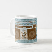 Klassische Boombox Tasse (Vorderseite Links)