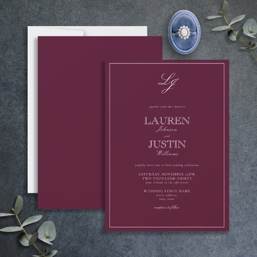 Klassische Burgundy Script Monogram Wedding Einladung