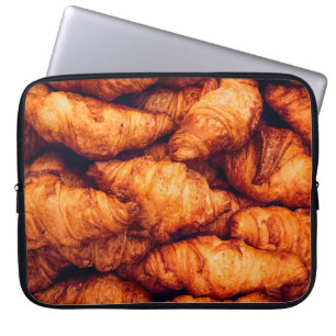 Klassische Croissants, Topansicht Laptopschutzhülle