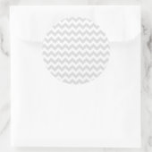 Klassische Dekoration aus weißem Chevrons Runder Aufkleber (Tasche)