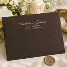 Klassische Dunkelbraune Old Money Hochzeit