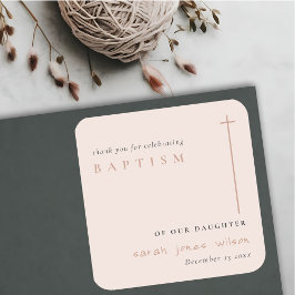 Klassische Elegant Minimal Blush Typografie Taufe Quadratischer Aufkleber