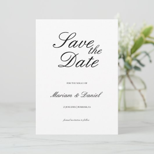 Klassische Elegante Script Schwarz-weiße islamisch Save The Date (Stehend Vorderseite)