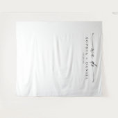 Klassische Eleganz, die wir im Hintergrund ausrich Wandteppich (Vorderseite (Horizontal))