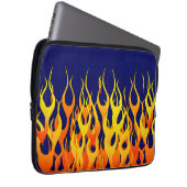 Klassische Flammenfeuer auf blauem Navy Laptopschutzhülle (Vorne Rechts)