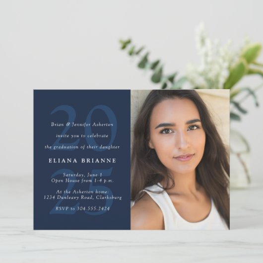 Klassische Foto-Abschlussfeier 2023 Einladung (Stehend Vorderseite)