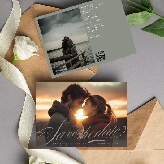 Klassische graugrüne Kalligrafie QR Code Zwei Foto Save The Date
