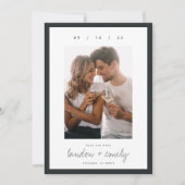 Klassische Grenze | Einfaches elegantes vertikales Save The Date (Vorderseite)