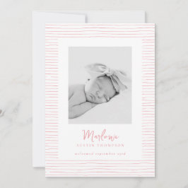 Klassische handgezeichnete Rosa Streifen Geburtsan Einladung