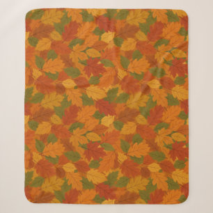 Klassische Herbstblätter gemustert Sherpadecke