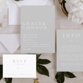 Klassische Hochzeit im eleganten Stil in Grau und Einladung