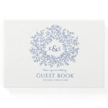 Klassische Hochzeit mit blauen Blättern