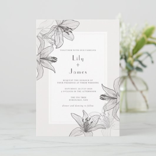 Klassische Illustrierte Lilien Hochzeit Einladung (Stehend Vorderseite)