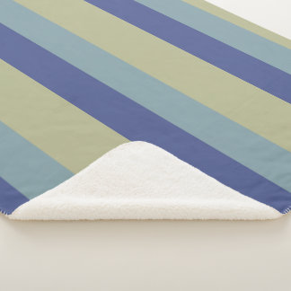 Klassische Khaki und zwei Blues Streifen Muster Sherpadecke
