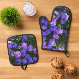 Klassische Lila realistische Hydrangea Ofenhandschuh & Topflappen-Set