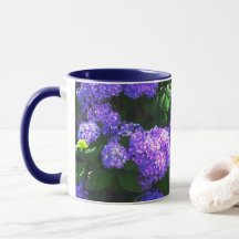 Klassische Lila realistische Hydrangea-Tasse