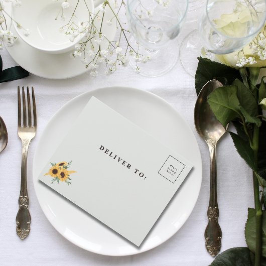 Klassische Minimalistische Sonnenblumenarche Grün All In One Einladung