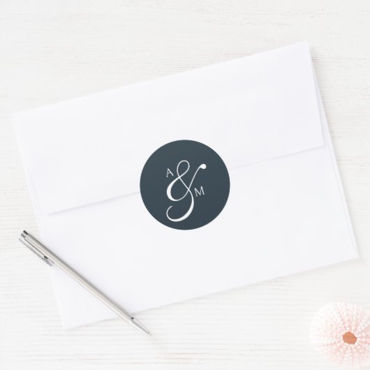 Klassische Monogram Script Ampersand Wedding Cl Runder Aufkleber (Umschlag)