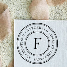 Klassische Monogramm Familienname Runde Rücksendea