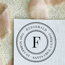Klassische Monogramm Familienname Runde Rücksendea Permastempel