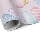 Klassische Ostereier auf Baby Pink Geschenkpapier (Rolleneckpunkt)