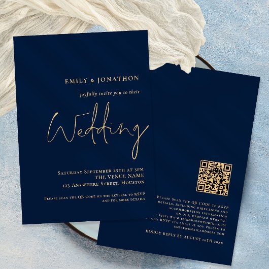 Klassische QR Code Navy Gold Script Einladung Hoch