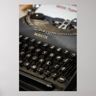 Klassische Remette Schreibmaschine: Vintager Charm Poster