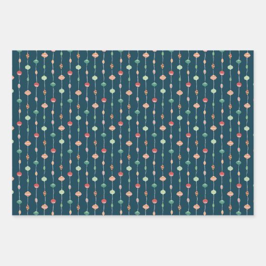 Klassische Retro Weihnachtsschmuck auf Dunkelblau Geschenkpapier Set (Vorderseite 3)