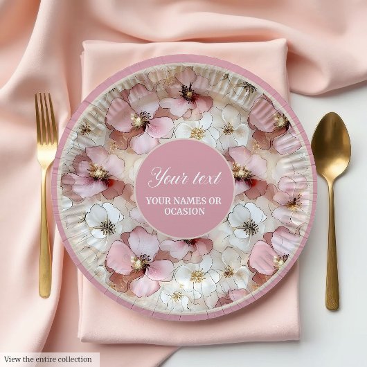 Klassische rosa und goldene Blumenpapiere Teller