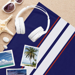 Klassische rote, weiße und blaue Streifen Strandtuch