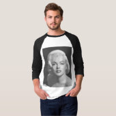 Klassische Schönheit 2 T-Shirt (Vorne ganz)