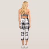 Klassische Schwarz-Weiß-Kariert Capri Leggings (Rückseite)