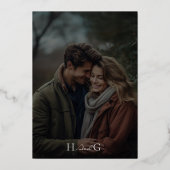 Klassische Script Calligraphy Black Foto Wedding Folieneinladung (Rückseite)