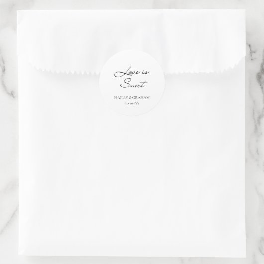 Klassische Script Minimal Calligraphy White Weddin Runder Aufkleber (Tasche)