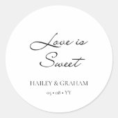 Klassische Script Minimal Calligraphy White Weddin Runder Aufkleber (Vorderseite)