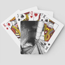 Klassische Spielkarten mit Schwarz-Weiß-Architektu