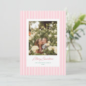 Klassische Streifen Rosa Weihnachtsfotokarte Feiertagskarte (Stehend Vorderseite)