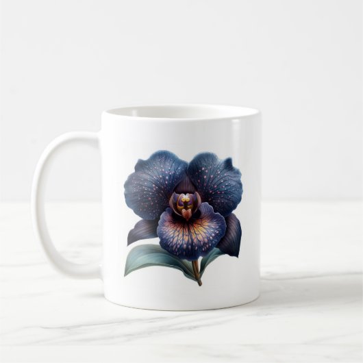Klassische Tasse aus schwarzem Orchideenkaffee (Links)