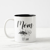 Klassische Tasse der Schwarz-weißen floralen Mama (Links)