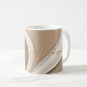 Klassische Tasse in abstrakter Grafik (VorderseiteRechts)