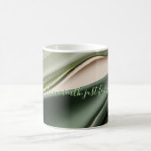 Klassische Tasse in abstrakter Grafik (Mittel)