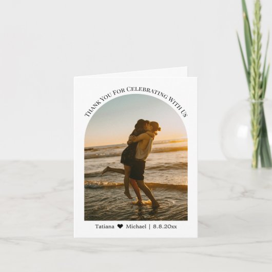 Klassische Typografie Hochzeitssommer Foto Dankeskarte (Vorderseite)