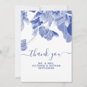 Klassische und moderne Blue White Floral Wedding Dankeskarte (Vorderseite)