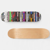 Klassische VHS-Tapes auf der Skateboard (Horizontal)