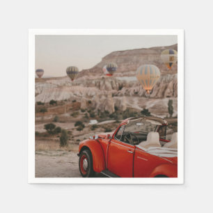 Klassische Vintage Red Car Watching Heißluftballon Serviette